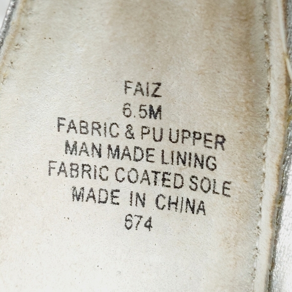 Steve Madden "Faiz" Silver Metallic Crystal Heeled Sandals I890 - Picture 11 of 14